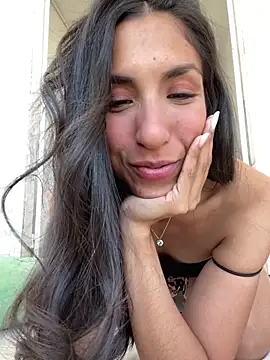 MaddyX   online show from December 2025 08:08:02 PM