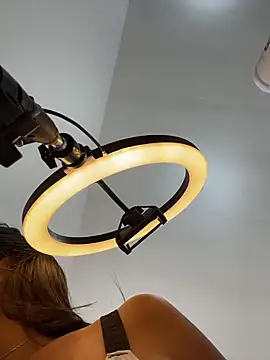 MaddyX   online show from March 2026 07:16:01 PM