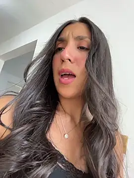 MaddyX   online show from January 2026 07:30:02 PM