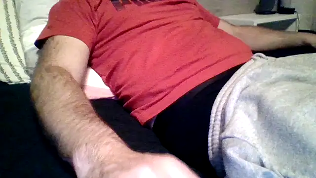 maxh08625 online show from September 2025 11:00:02 PM