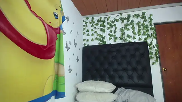 Snapshot of isabel_09 chatting on February 2026 03:07:02 AM isabel 09 online show from February 2026 03:07:02 AM