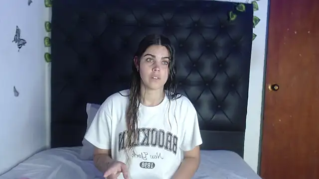 isabel 09 online show from May 2026 06:22:02 PM