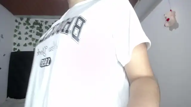 isabel 09 online show from March 2026 06:43:01 PM