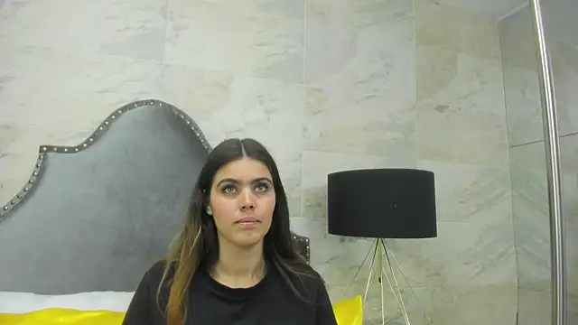 isabel 09 online show from July 2026 06:38:01 PM