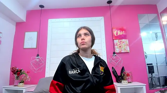isabel 09 online show from May 2026 01:52:01 PM