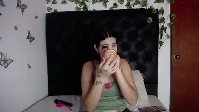 isabel 09 online show from March 2026 07:04:02 PM