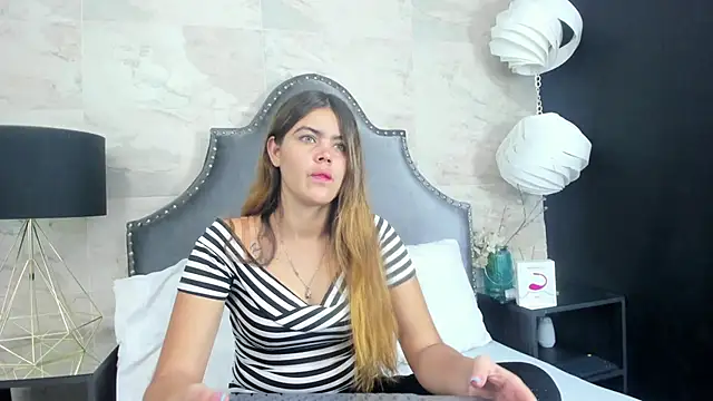 Snapshot of isabel_09 chatting on September 2025 02:49:01 AM isabel 09 online show from September 2025 02:49:01 AM