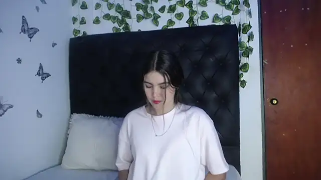 isabel 09 online show from March 2026 07:04:01 PM