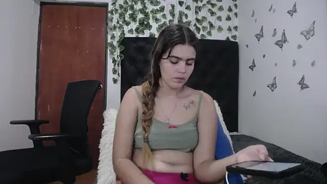 isabel 09 online show from October 2025 03:44:01 PM