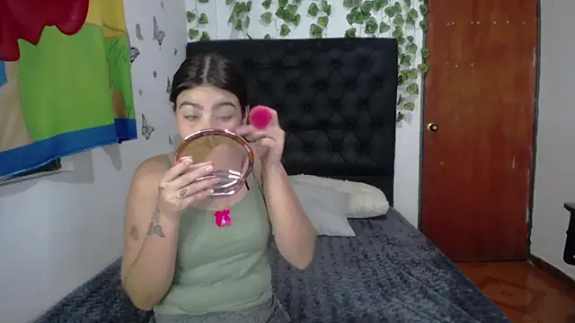 Snapshot of isabel_09 chatting on January 2026 03:10:02 AM isabel 09 online show from January 2026 03:10:02 AM