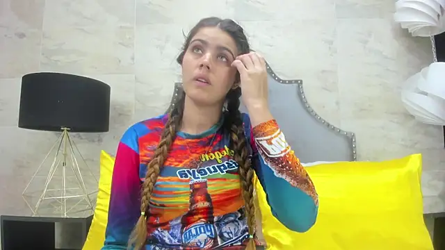 isabel 09 online show from July 2026 06:52:01 PM