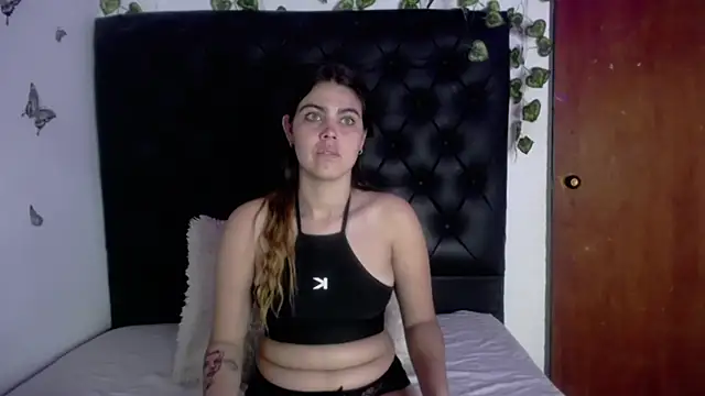 isabel 09 online show from April 2026 12:12:02 PM