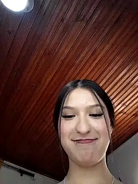 Snapshot of AggathaSanders_ chatting on September 2025 01:36:02 PM AggathaSanders  online show from September 2025 01:36:02 PM