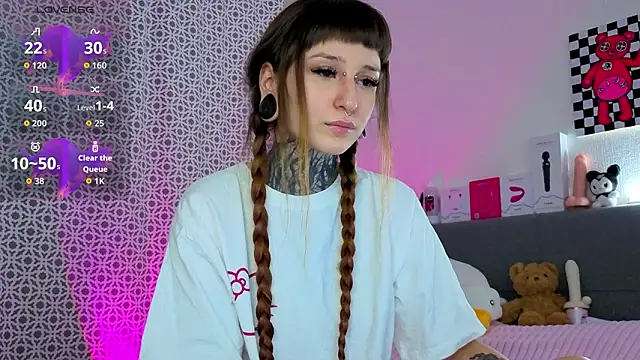 LilithPoison online show from February 2026 06:07:02 PM