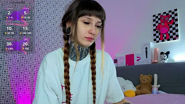 LilithPoison online show from March 2026 06:13:02 PM