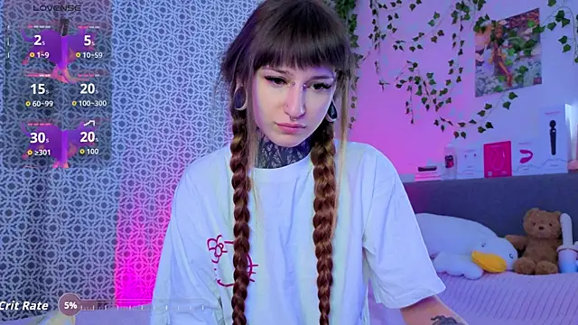 LilithPoison online show from May 2026 07:13:02 PM