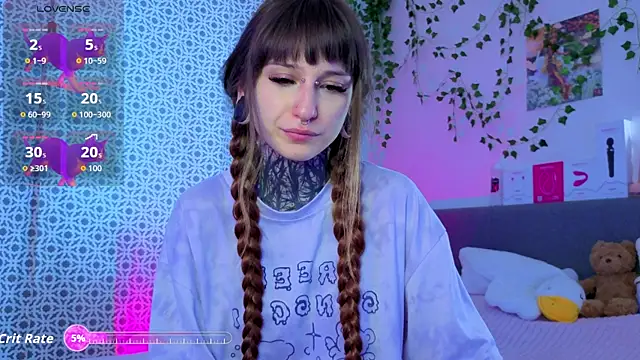 LilithPoison online show from May 2026 05:57:02 PM