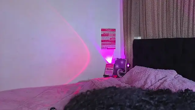 missvaneblake online show from March 2026 11:58:01 AM