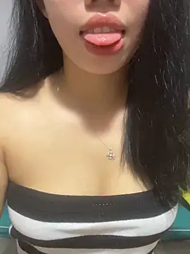 Rose-babyx online show from May 2026 01:31:02 PM
