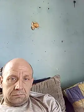 Jarektchurzewski online show from April 2026 12:29:01 PM