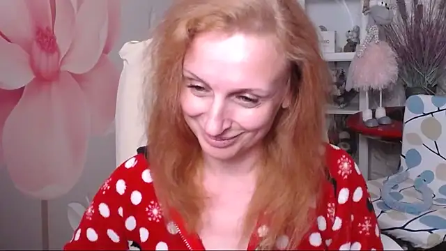Snapshot of Venus_love1 chatting on May 2026 04:57:01 PM Venus love1 online show from May 2026 04:57:01 PM