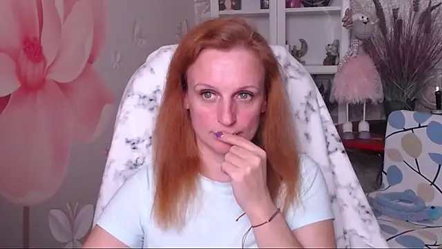 Snapshot of Venus_love1 chatting on April 2026 04:54:01 PM Venus love1 online show from April 2026 04:54:01 PM
