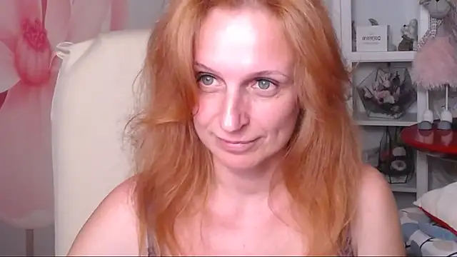 Snapshot of Venus_love1 chatting on July 2026 05:26:01 PM Venus love1 online show from July 2026 05:26:01 PM