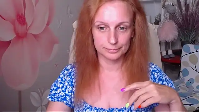 Snapshot of Venus_love1 chatting on June 2026 04:39:01 PM Venus love1 online show from June 2026 04:39:01 PM