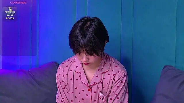 HeejinWang online show from December 2025 04:22:02 AM