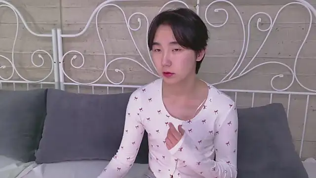 HeejinWang online show from October 2025 08:09:02 PM