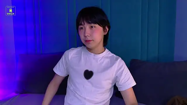 HeejinWang online show from May 2026 04:28:01 AM