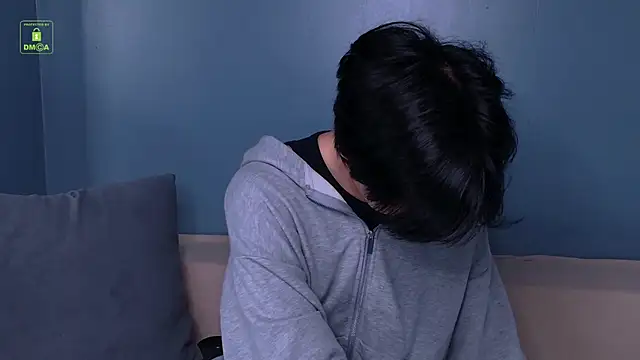 HeejinWang online show from July 2026 10:22:01 AM