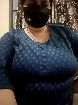 Love-890 online show from November 2025 05:17:02 PM