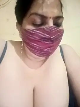 Love-890 online show from October 2025 05:42:02 PM