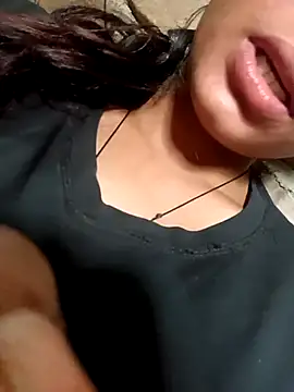 Aaisha-16 online show from March 2026 03:52:01 AM