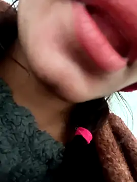 Aaisha-16 online show from January 2026 04:08:02 AM