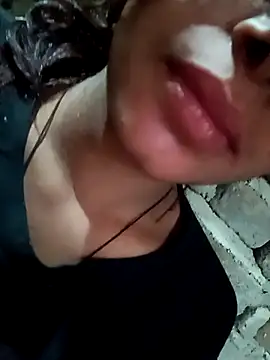 Aaisha-16 online show from March 2026 03:18:02 AM