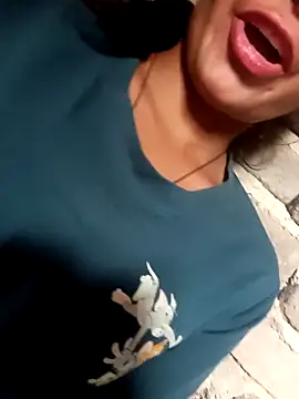 Aaisha-16 online show from April 2026 04:05:02 AM