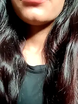 Aaisha-16 online show from November 2025 02:45:02 AM