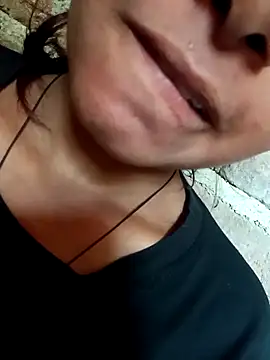 Aaisha-16 online show from March 2026 05:28:01 AM