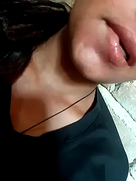 Aaisha-16 online show from April 2026 05:03:01 AM