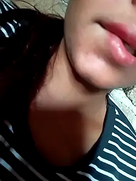 Aaisha-16 online show from May 2026 03:32:01 AM
