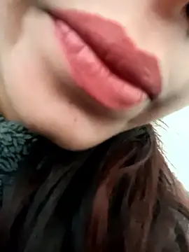 Aaisha-16 online show from January 2026 03:43:01 AM