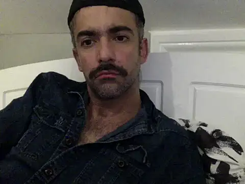 RodrigoMar58975 online show from October 2025 06:15:02 AM
