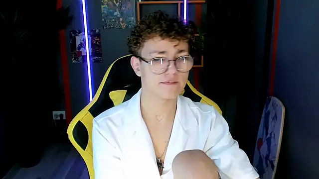 NathanCurl online show from November 2025 06:50:01 AM