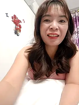 Snapshot of Livelulu chatting on October 2025 01:06:02 AM Livelulu online show from October 2025 01:06:02 AM