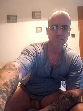 chcem1975 online show from December 2025 07:21:01 AM