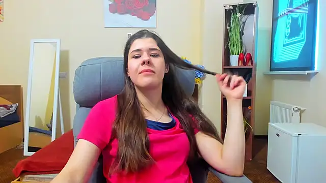 Joannia online show from December 2025 08:26:01 AM