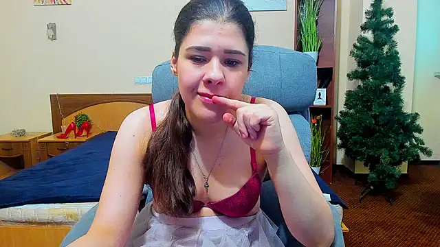 Joannia online show from November 2025 08:14:01 AM