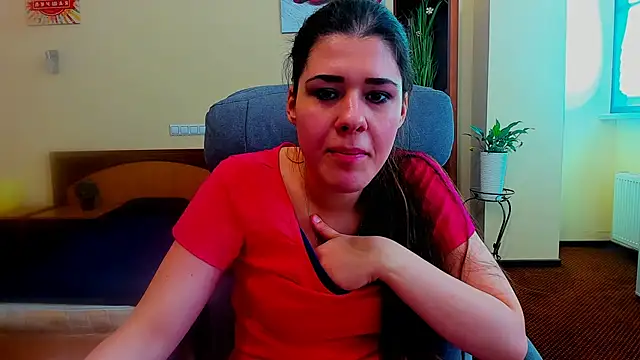 Joannia online show from November 2025 09:47:02 AM